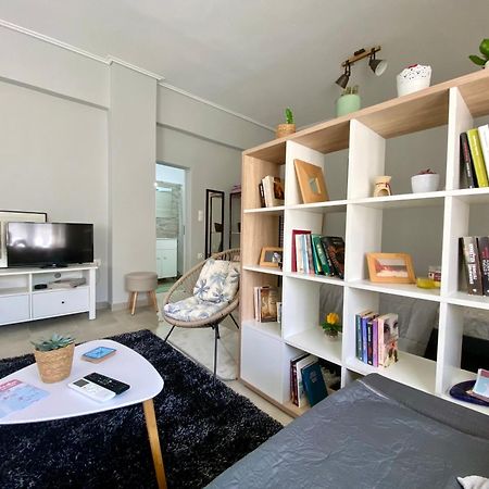 Xrysa'S Central City Apartment Mesolóngion エクステリア 写真