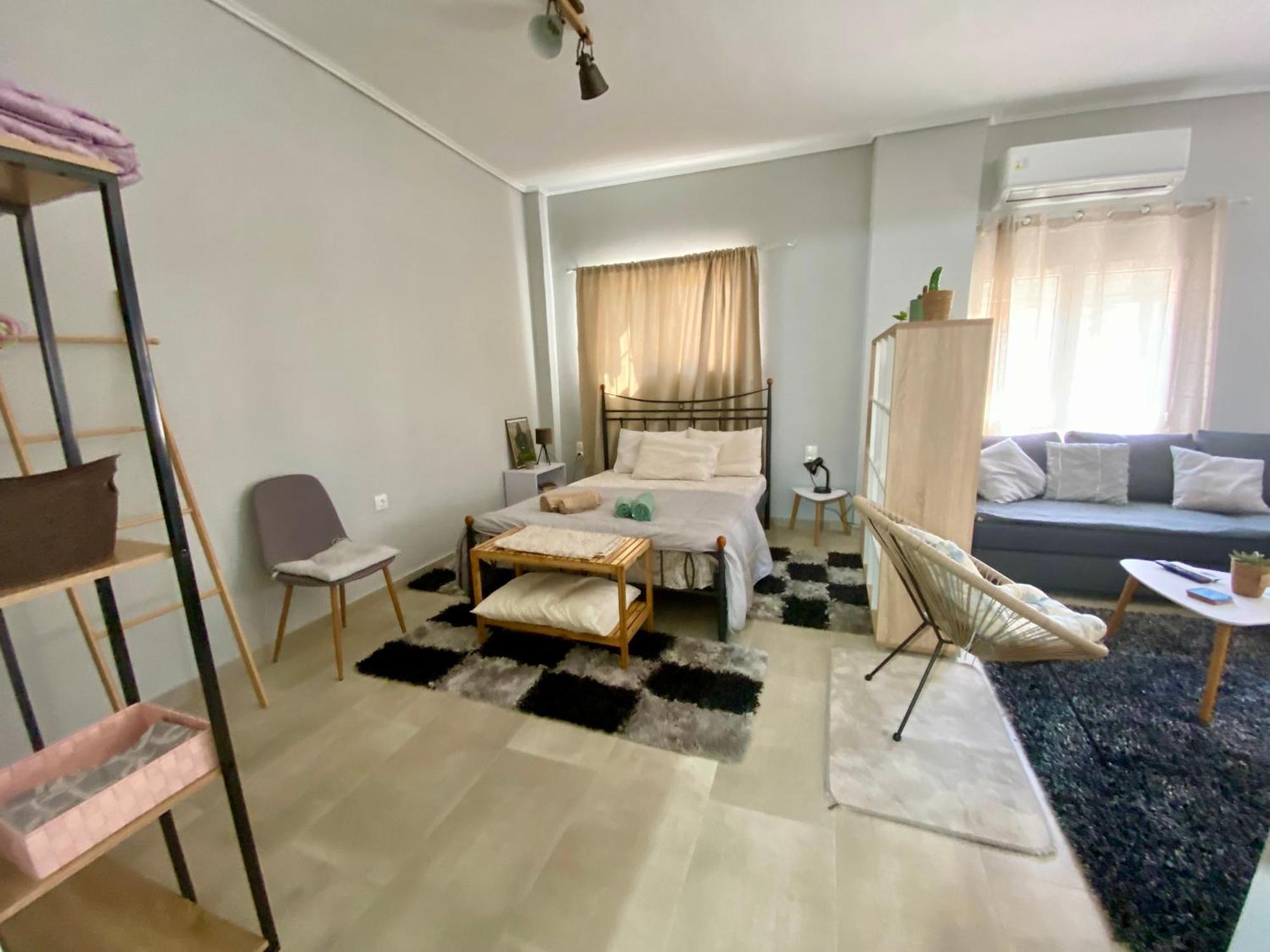 Xrysa'S Central City Apartment Mesolóngion エクステリア 写真